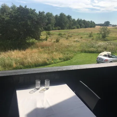 Nielstrup Gard V/Bratten Strand Bed & Breakfast Jerup